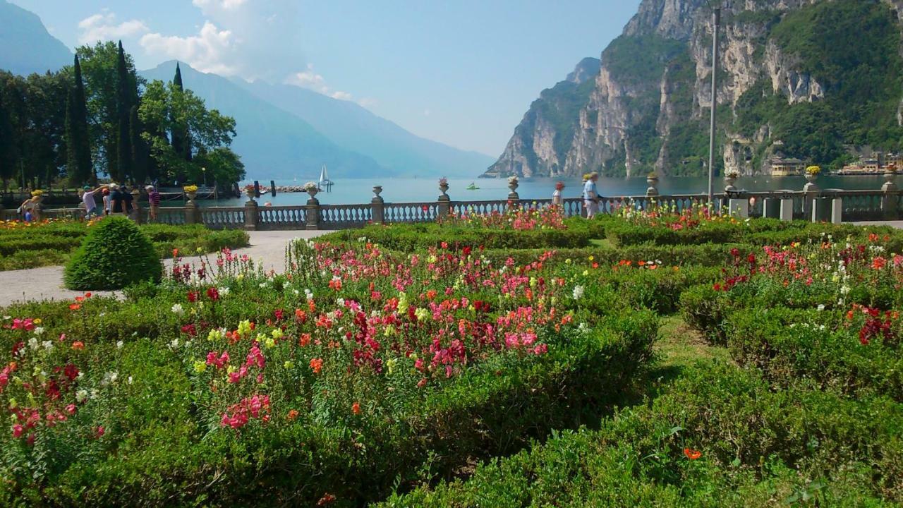 Appartamento Angi - Lago & Vacanza Attiva Riva del Garda Extérieur photo